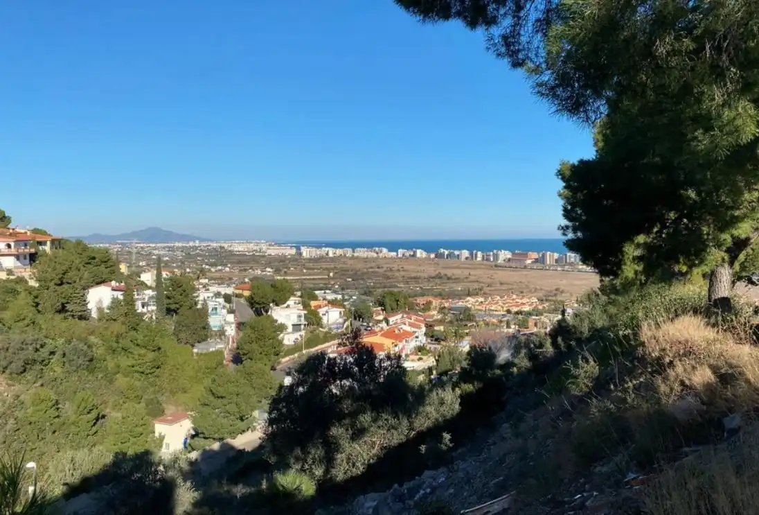 Terreny residencial en venda a Avinguda d'Anglaterra 65, imagen 3