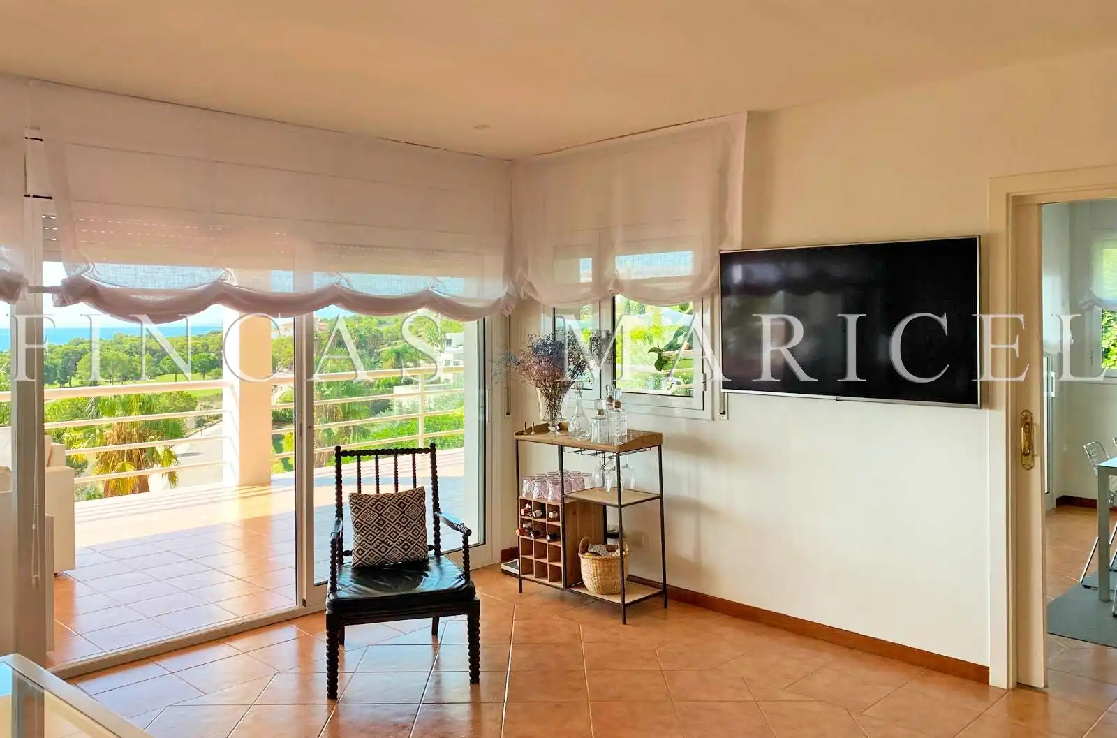 Sala de estar de Casa o chalet en venta en Sitges con Aire acondicionado, Calefacción y Jardín privado