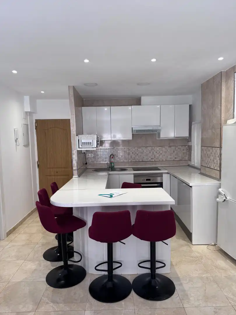 Cocina de Piso en venta en Castellón de la Plana / Castelló de la Plana con Aire acondicionado, Calefacción y Amueblado