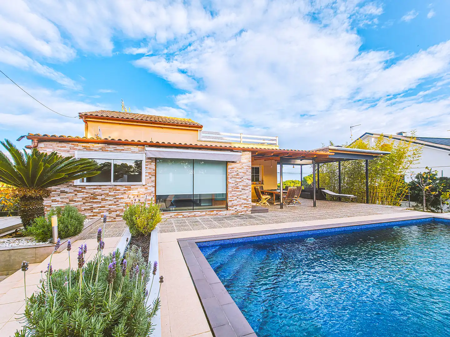 Piscina de Casa o chalet en venta en Sant Pol de Mar con Calefacción, Jardín privado y Terraza