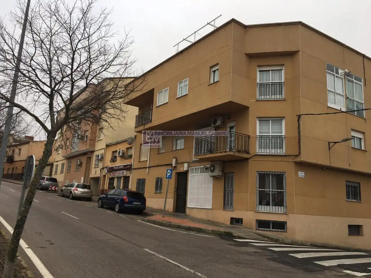 Vista exterior de Apartamento en venta en Cáceres con Calefacción y Amueblado