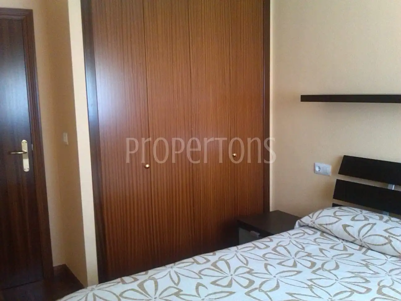 Bedroom of Flat for sale in Bilbao 