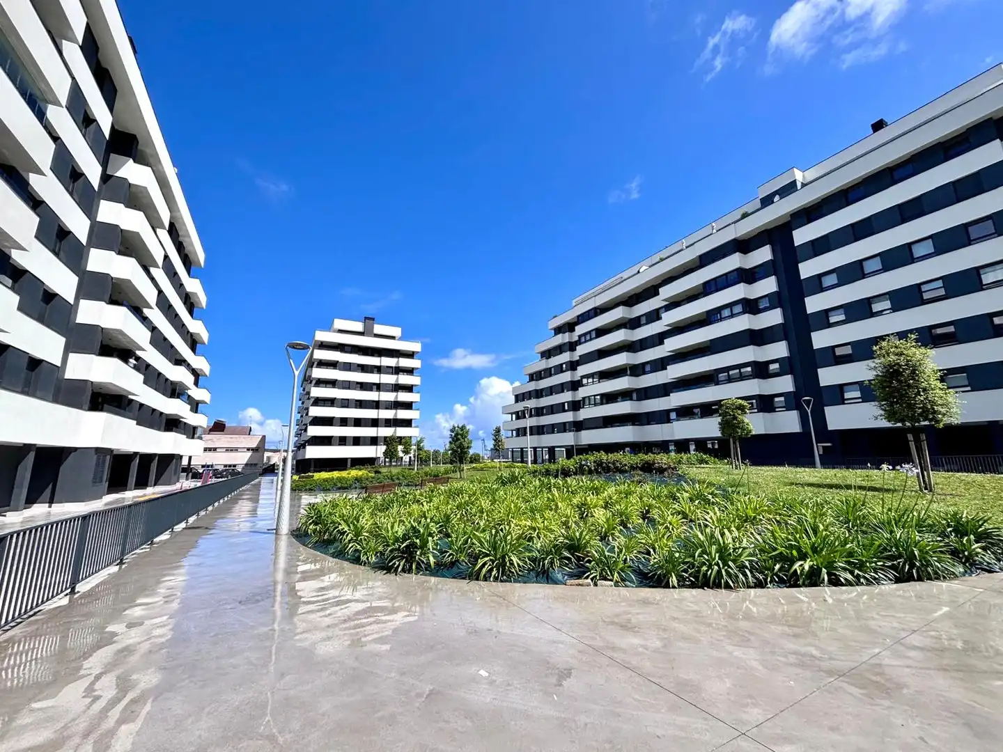 Exterior view of Flat for sale in Gijón   with Heating, Private garden and Parquet flooring