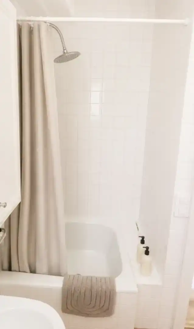 Badezimmer von Wohnung zur Miete in Vilanova de Arousa