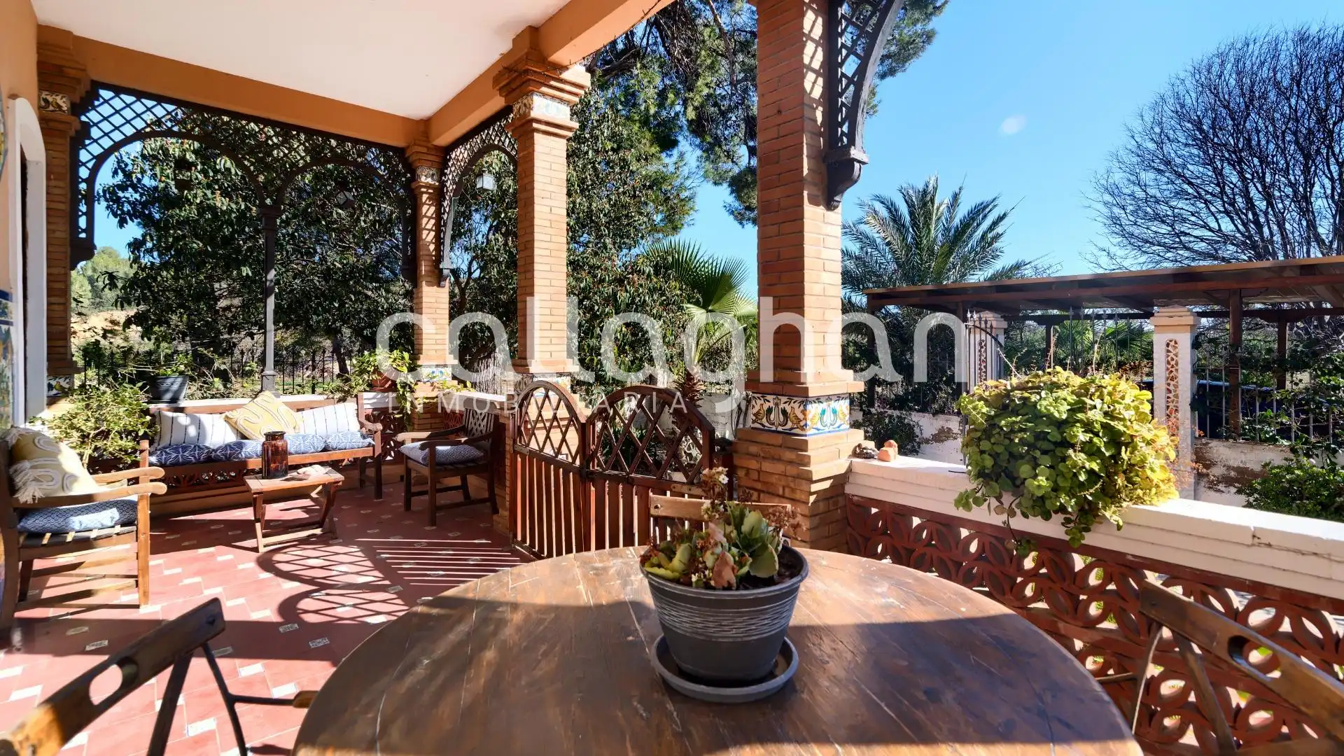 Terrassa de Casa o xalet en venda en Manises amb Aire condicionat, Calefacció i Jardí privat