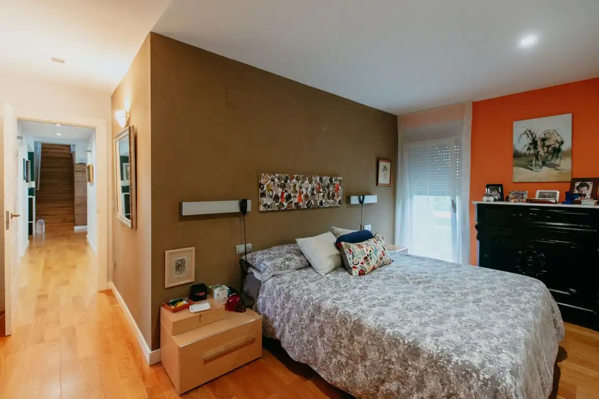 Habitación de Casa o chalet en venta en Huesca con Aire acondicionado, Calefacción y Jardín privado