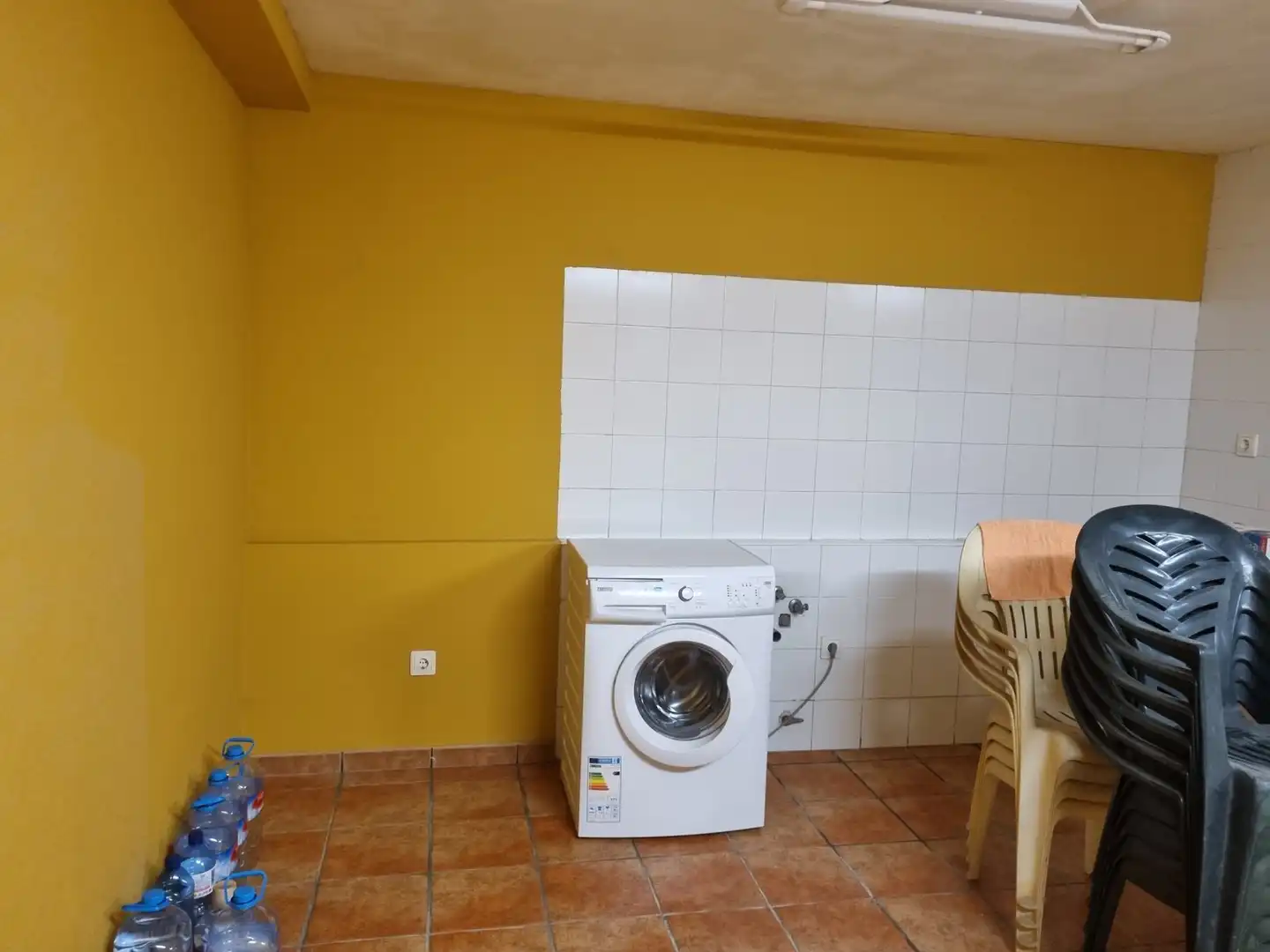 Cuina de Casa o xalet en venda en Nájera amb Calefacció, Terrassa i Moblat