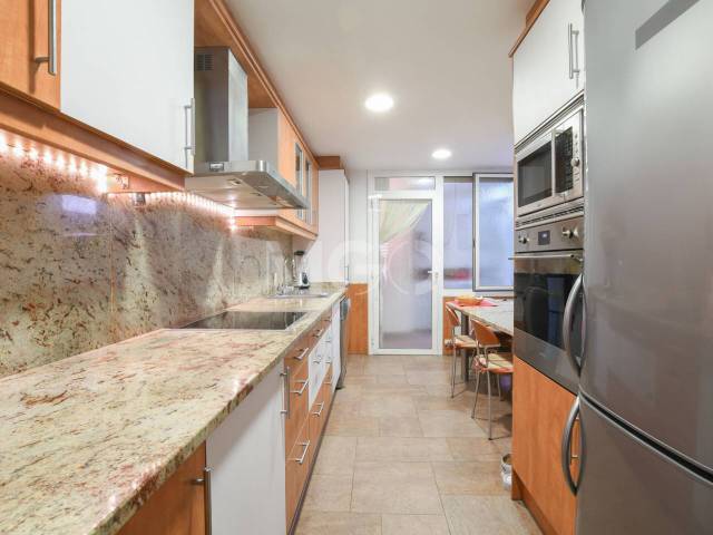 Piso en Venta en Pasaje Generalitat en Estadi - Santa Anna