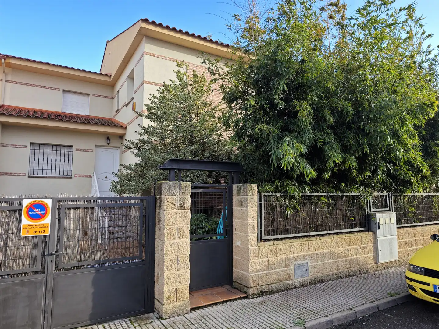 Adossat amb terrassa en venda a Cedillo del Condado, imagen 5
