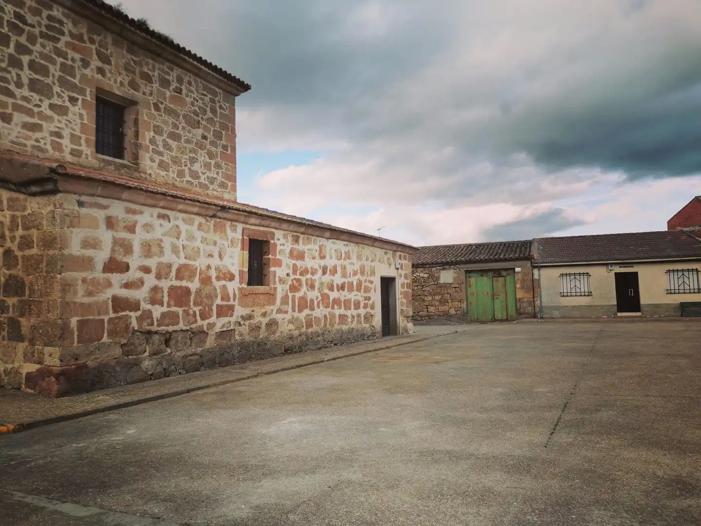 Vista exterior de Casa o xalet en venda en Negrilla de Palencia