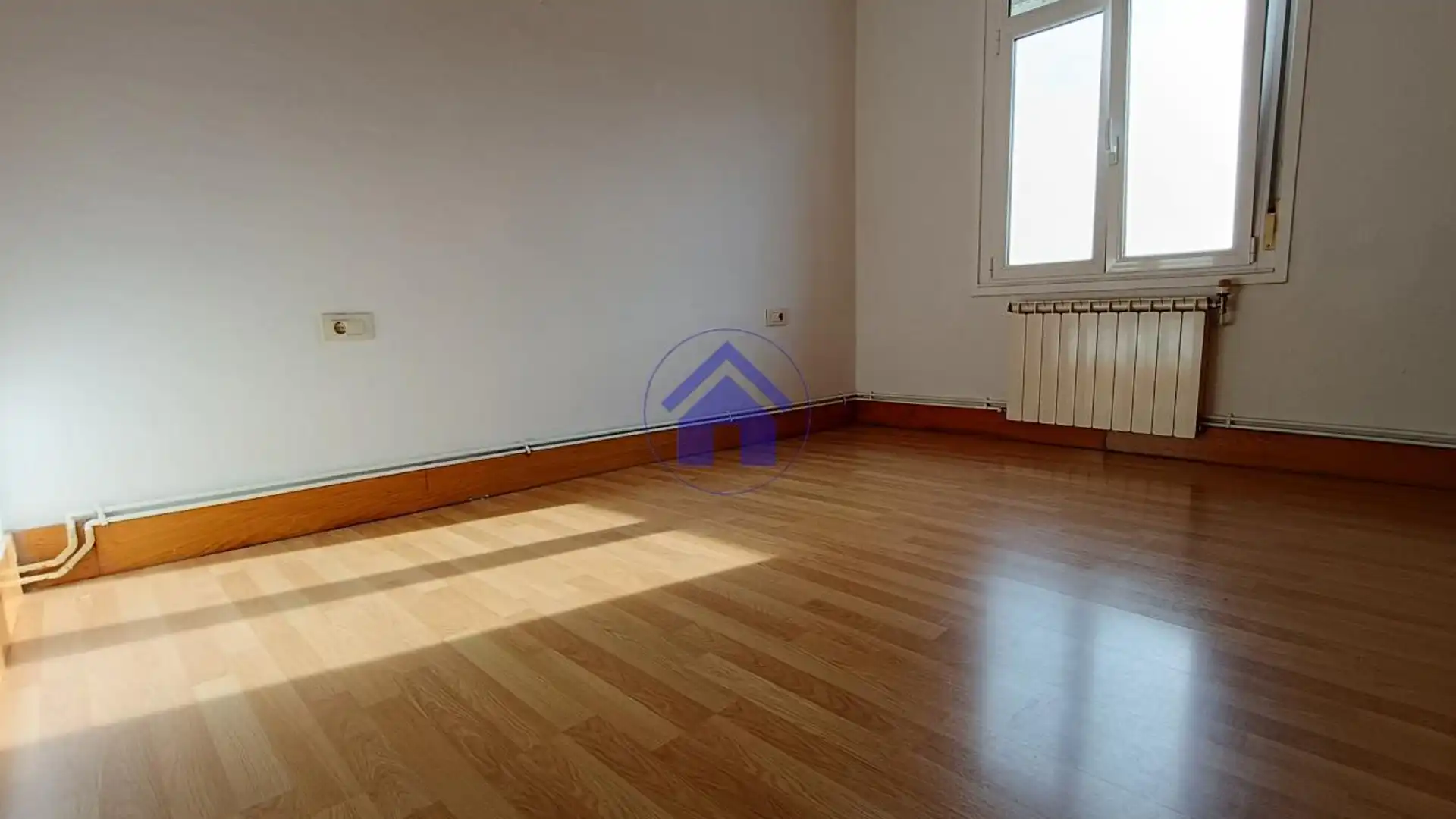 Wohnzimmer von Dachboden zur Miete in Vigo  mit Heizung