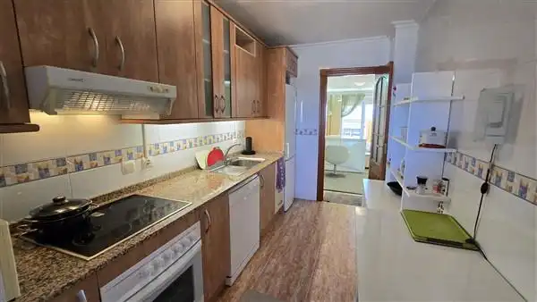 Cocina de Apartamento en venta en La Manga del Mar Menor con Aire acondicionado, Calefacción y Terraza
