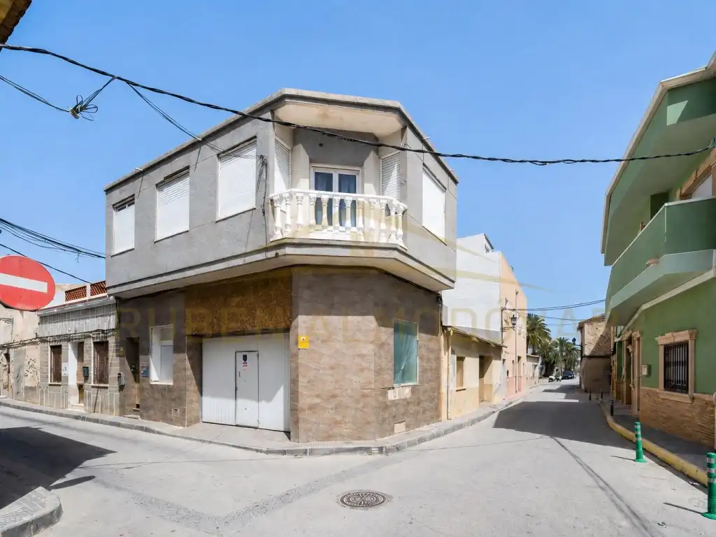 Terraced house for sale in Calle Huertos Los 17