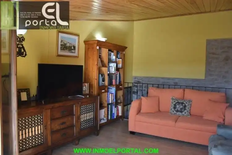 Sala de estar de Finca rústica en venta en San Martín de Unx con Calefacción