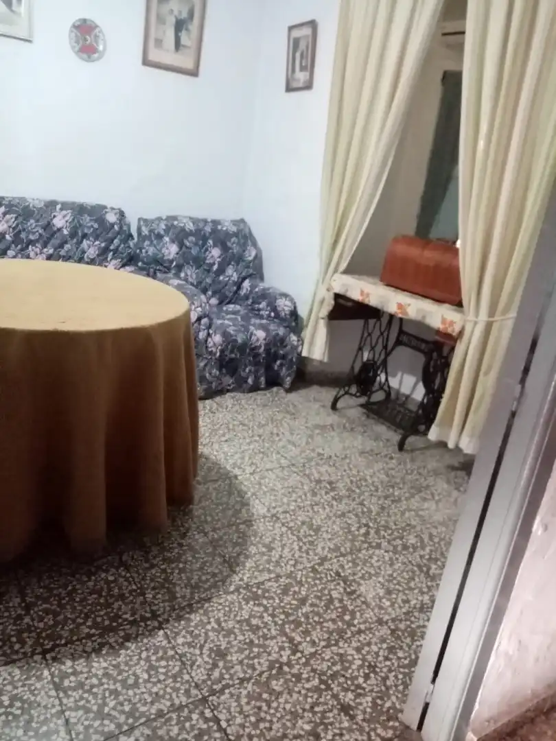 SE VENDE GRAN CASA PARA REFORMAR EN LAS CASILLAS, AL LADO DE LA IGLESIA, AHORA POR 75.000€!!, image 3