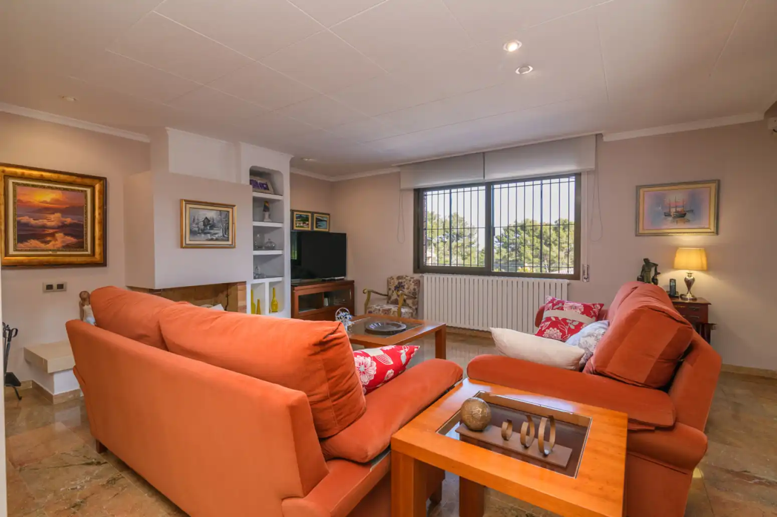 Sala de estar de Casa o chalet en venta en Gavà con Terraza, Piscina y Balcón