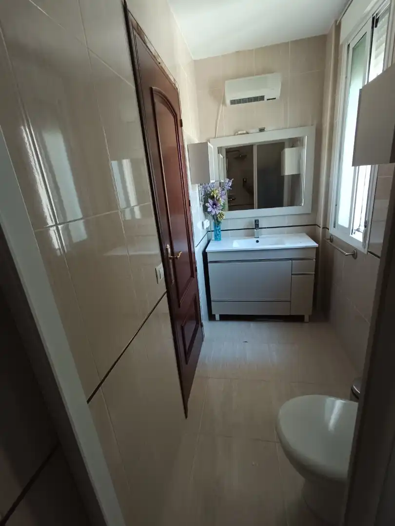 Baño de Casa o chalet en venta en La Carlota con Aire acondicionado, Jardín privado y Terraza