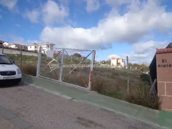 Residential zum Verkauf in Sierra de Fuentes