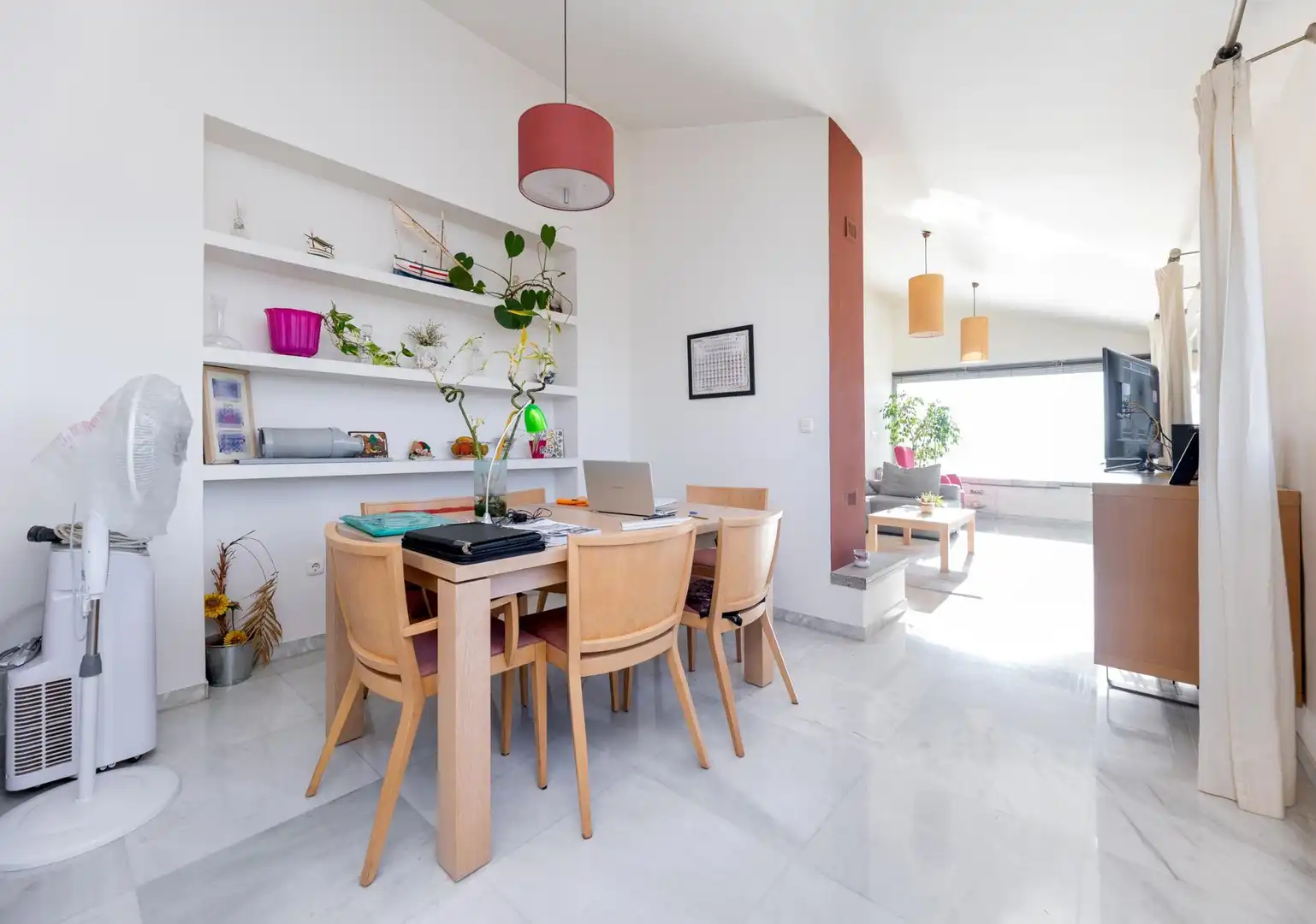 Comedor de Casa o chalet en venta en Cájar con Calefacción, Piscina y Alarma