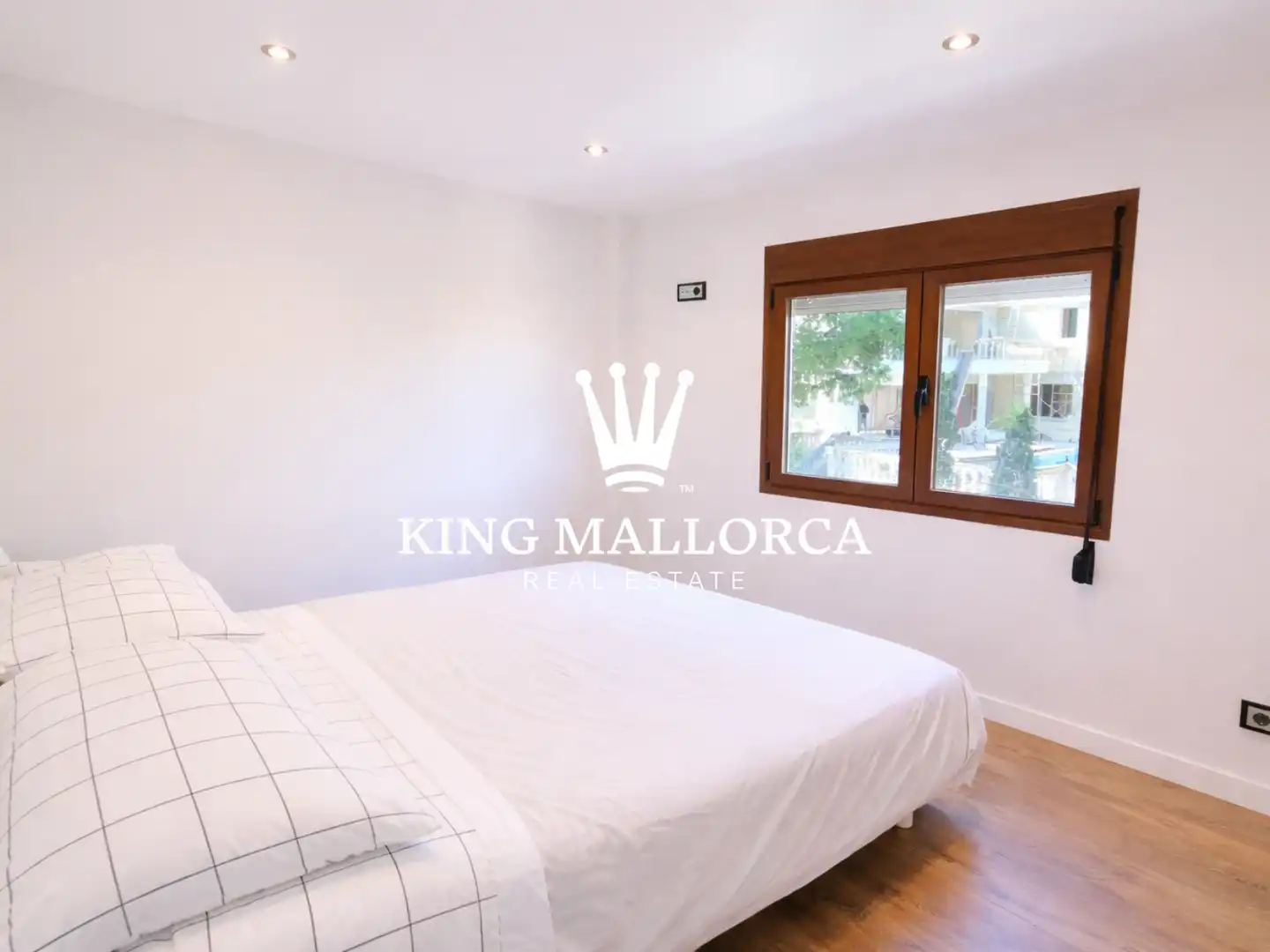 Bedroom of Attic for sale in Calvià  with Air Conditioner, Heating and Terrace