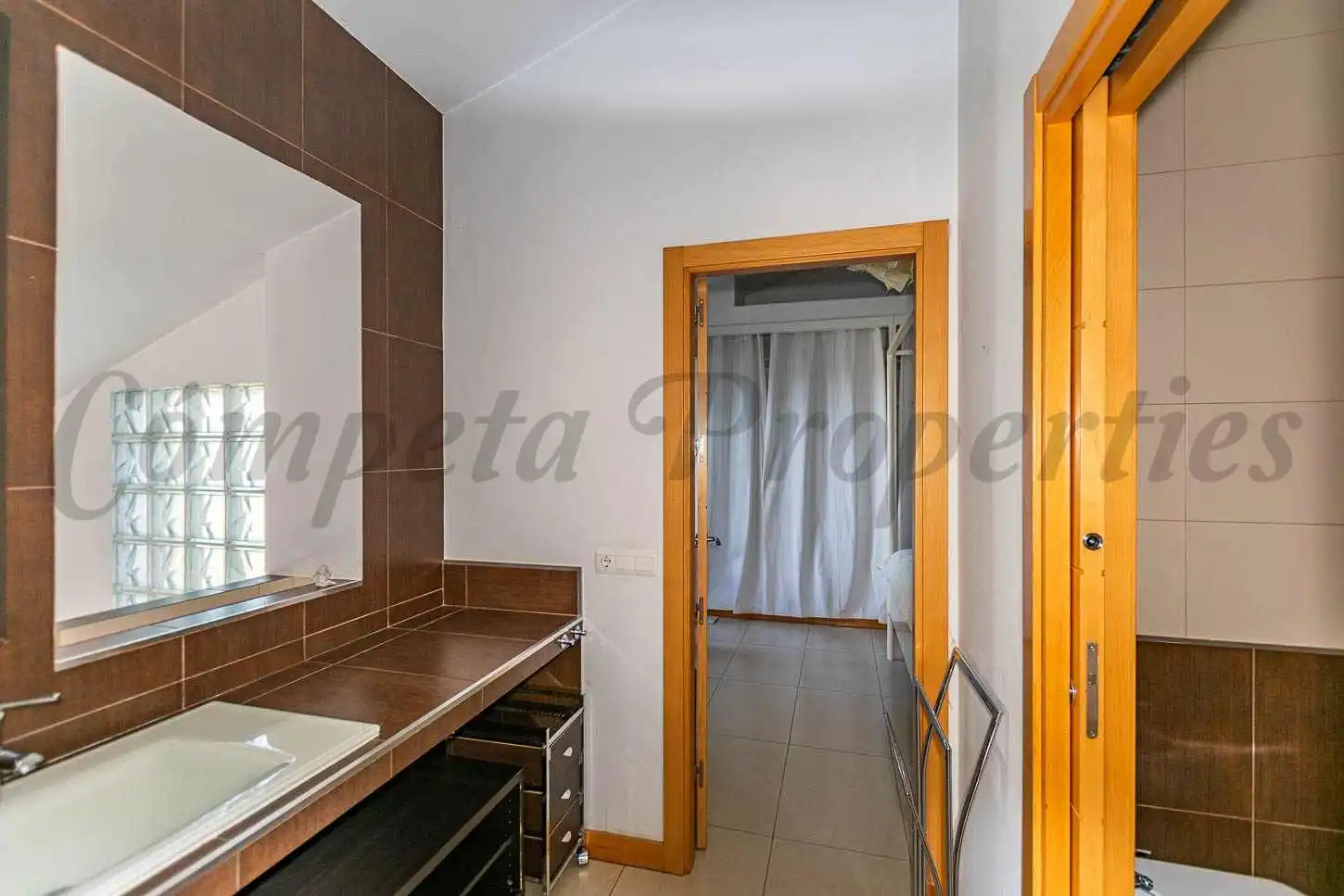 Casa amb piscina en venda a Sayalonga, imagen 23