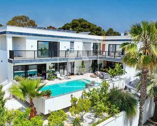 Vista exterior de Casa o xalet en venda en Calpe / Calp amb Aire condicionat, Calefacció i Jardí privat