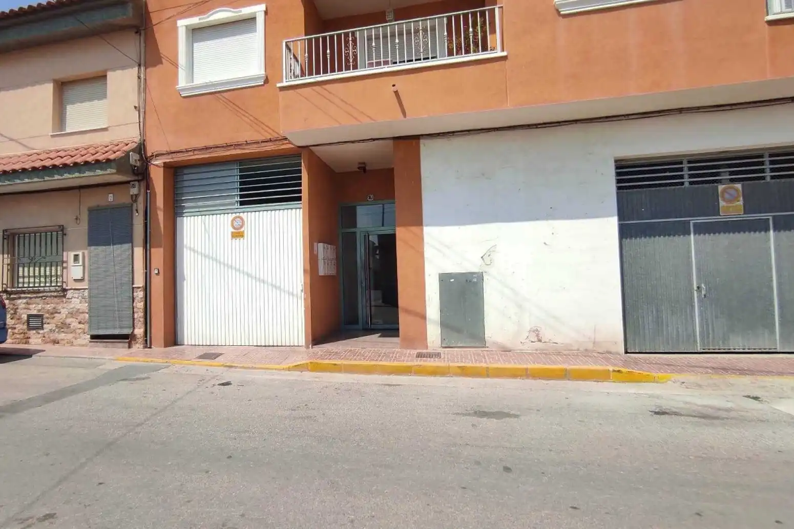 Vista exterior de Garatge en venda en Ceutí