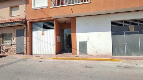 En el corazón de Ceutí, se presenta una excelente oportunidad para adquirir un garaje en venta que promete satisfacer todas las ex