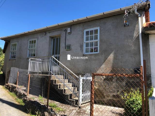 Casa-chalet en Venta en Ramirás