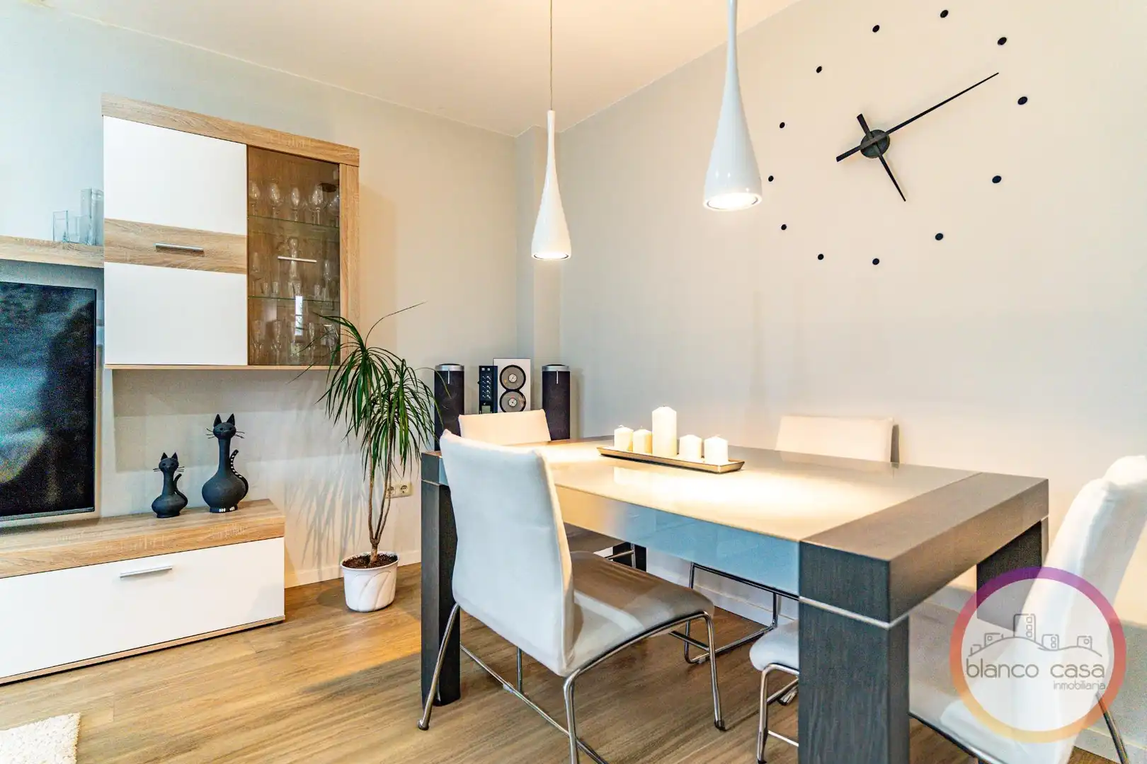 Comedor de Casa o chalet en venta en Carballo con Calefacción, Jardín privado y Trastero