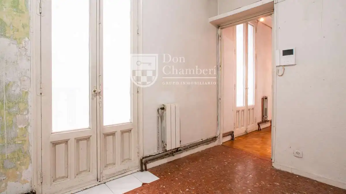 Flat for sale in Madrid  with Heating, Storage room and Balcony