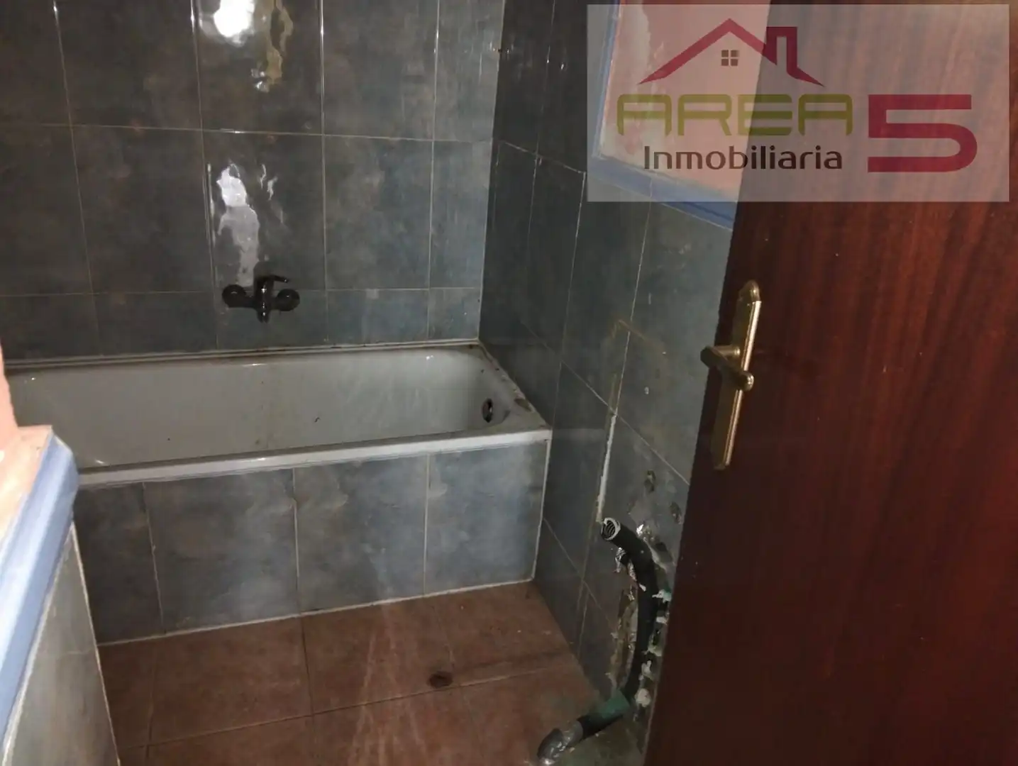 Baño de Casa adosada en venta en Logrosán