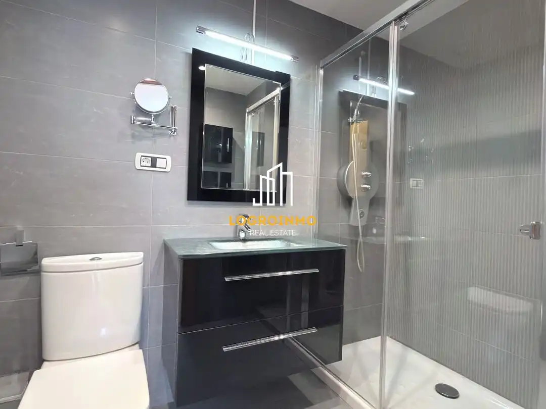 Bathroom of Flat for sale in  Logroño  with Air Conditioner, Heating and Private garden