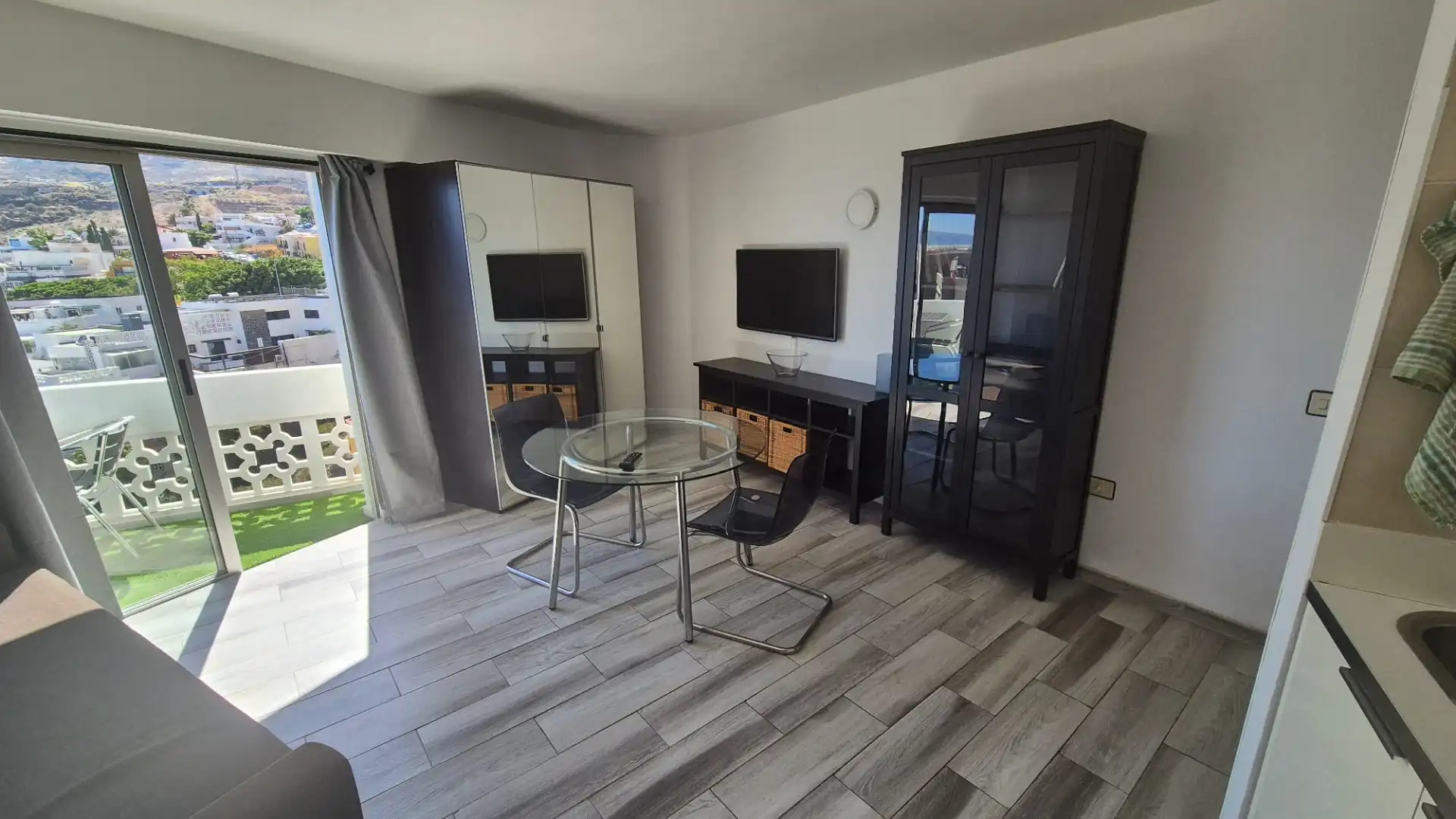 Wohnung zur Miete in Calle Italia, 34, Radazul