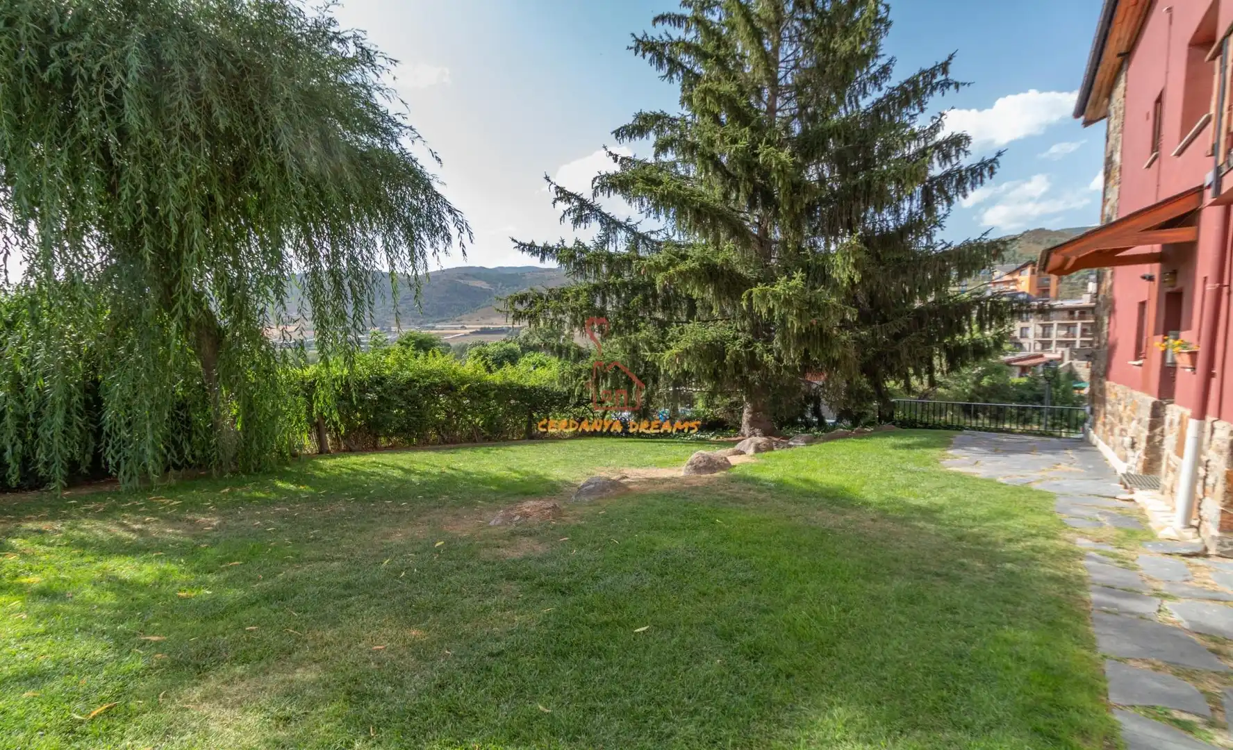 Jardín de Planta baja en venta en Bellver de Cerdanya con Calefacción, Parquet y Horno