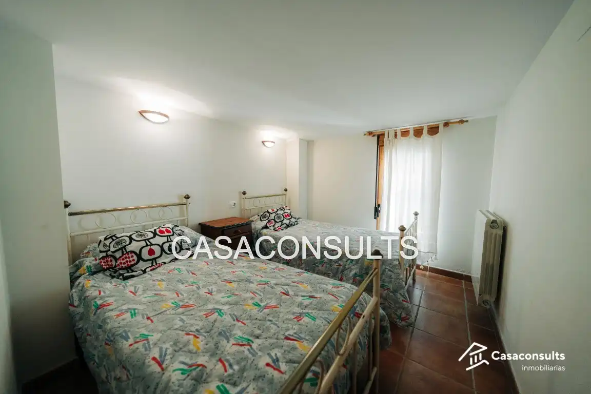 Habitación de Casa o chalet en venta en Sierra Engarcerán con Calefacción, Terraza y Trastero
