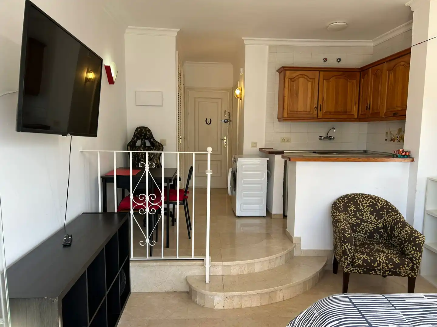 Estudio de alquiler en Estepona con Aire acondicionado, Terraza y Amueblado