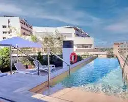 Piscina de Edifici en venda en Sevilla