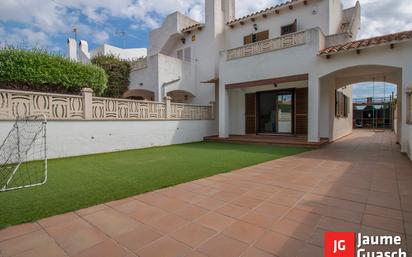 Jardí de Casa adosada en venda en Creixell amb Aire condicionat, Jardí privat i Terrassa