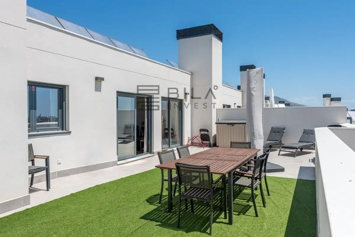 Penthouse mit Pool zum Verkauf in Suite MIjas