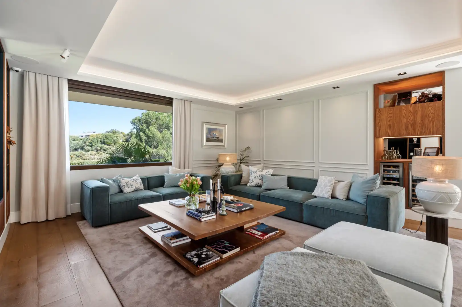 Sala de estar de Casa o chalet en venta en Las Rozas de Madrid con Aire acondicionado, Calefacción y Jardín privado