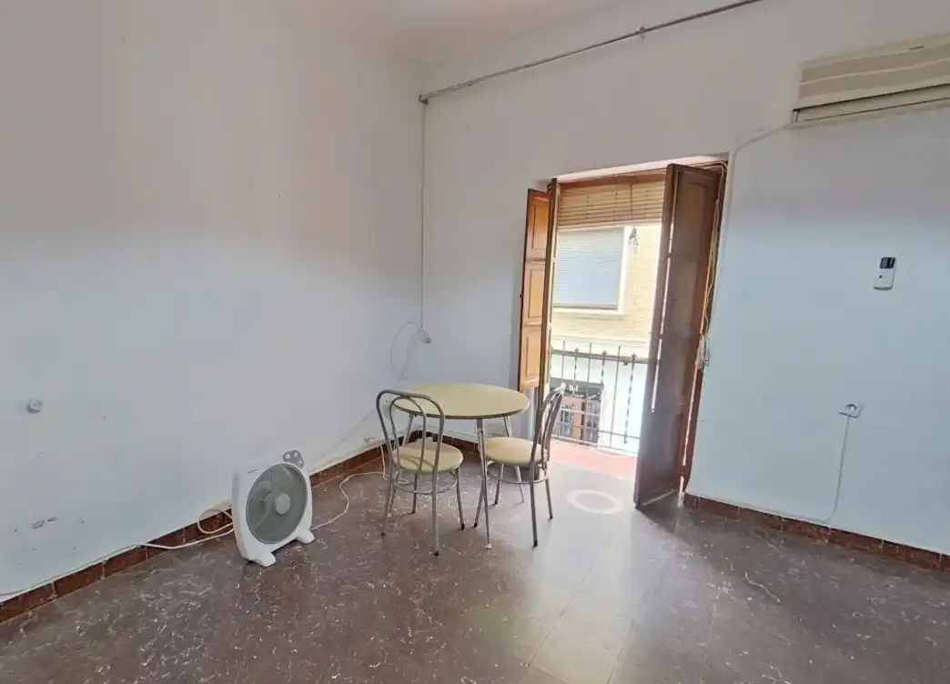 Haus zum Verkauf in Casc Urbà, imagen 16