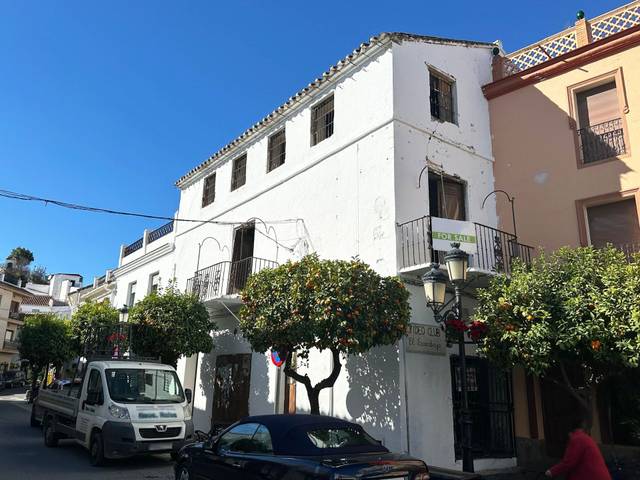 Casa adosada en Venta en Monda