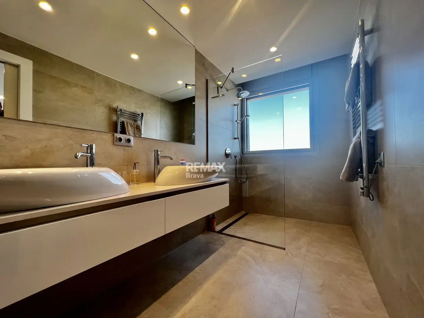 Detached house with terrace for sale in Calle CL DE SALVADOR ESPRIU, imagen 32