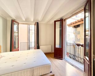 Bedroom of Flat to rent in  Barcelona Capital  with Air Conditioner, Heating and Parquet flooring
