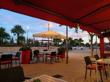 Business premises for transfer in Calle Medina Azahara