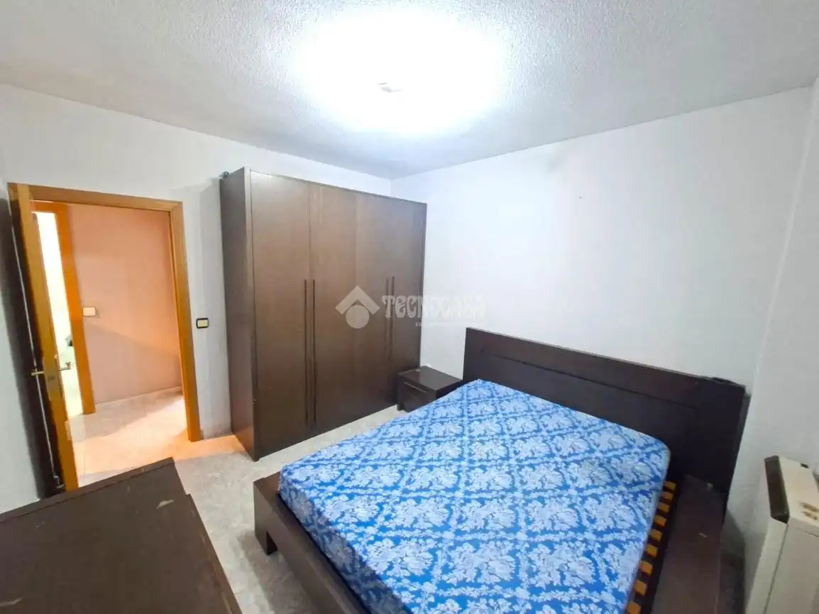 Flat for sale in Parla  with Air Conditioner, Heating and Terrace