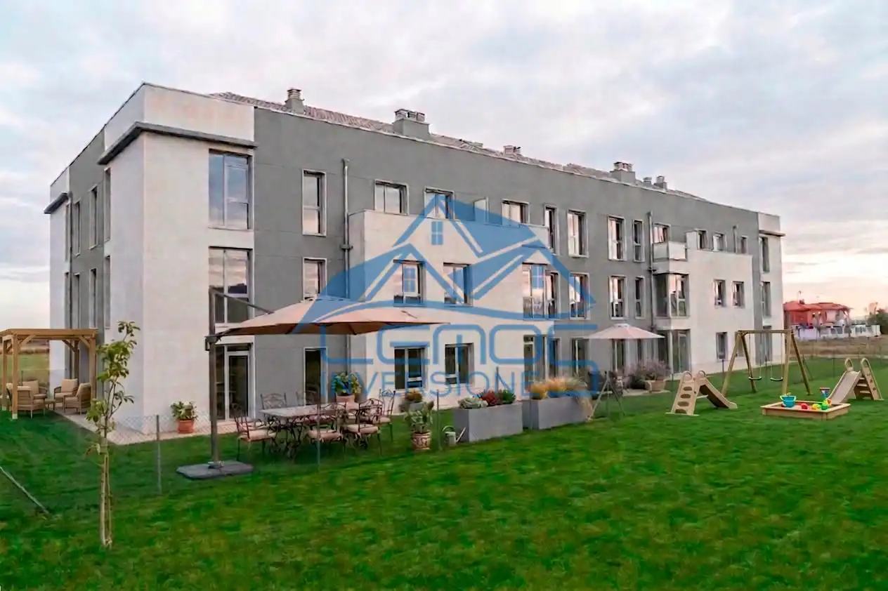 Exterior view of Ground floor for sale in Chozas de Abajo  with Terrace
