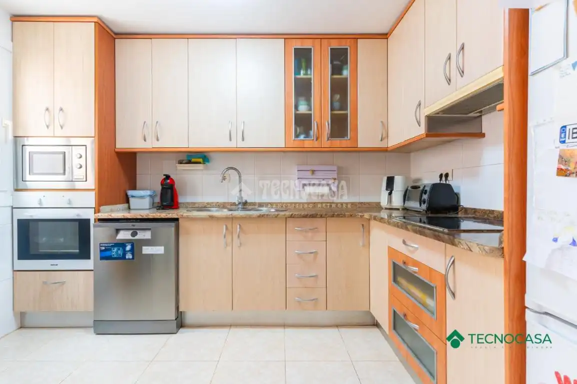 Kitchen of Duplexes for sale in Roquetas de Mar  with Air Conditioner and Terrace