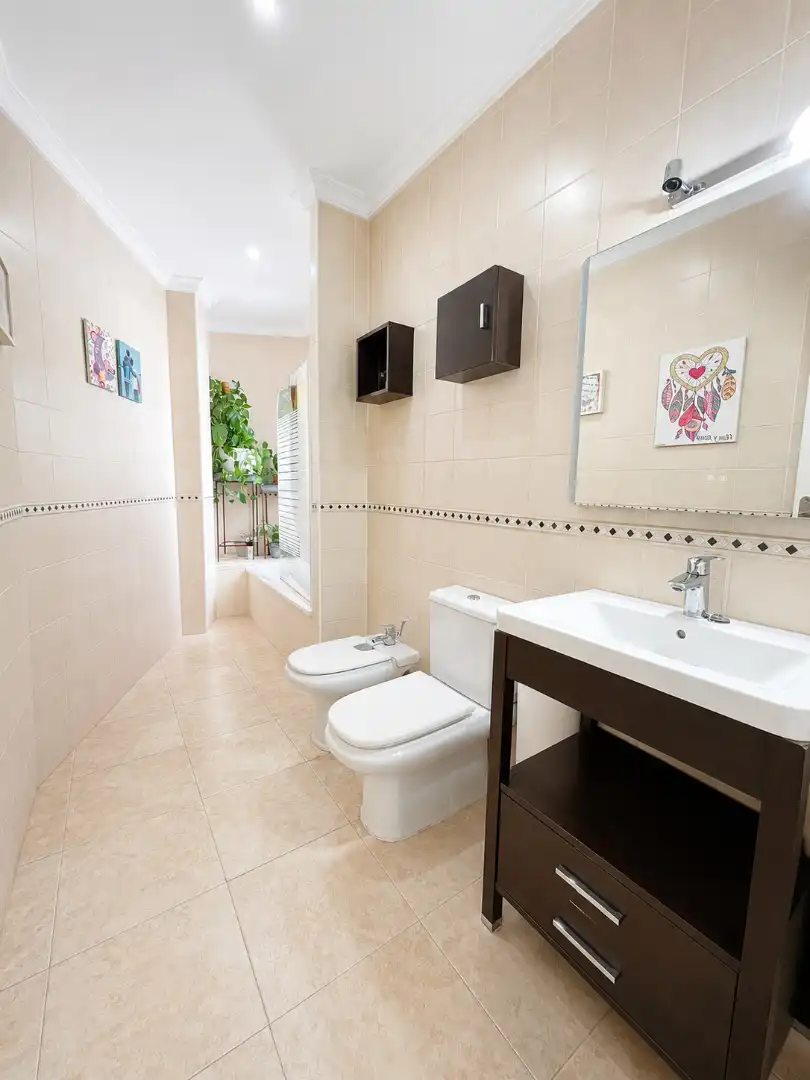 Baño de Piso en venta en Lepe con Aire acondicionado, Calefacción y Trastero